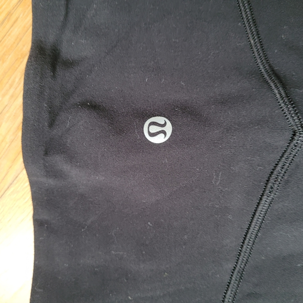 Lululemon 5 Piece Bundle Align Jogger, Bras, Swiftly Tech Tee, Fast & Free Crop - Picture 10 of 16